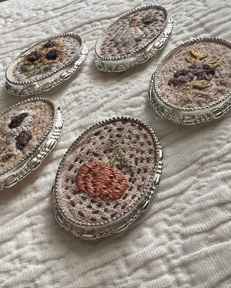 Cottage Core Embroidery, Yarn Jewelry, Tiny Embroidery, Folk Art Embroidery, Notforgotten Farm, Embroidery Motif, Embroidered Bracelet, Miniature Embroidery, Vintage Sewing Notions