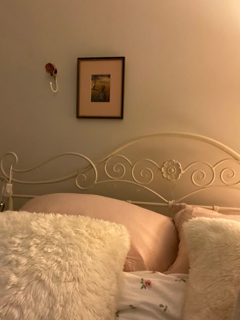 Couqqet Room, Coquette Bedframe, Coquette Bed Frame, Coquette Bedroom Aesthetic, Coquette Bed, Coquette Bedding, Bedroom Coquette, Coquette Bedroom, Coquette Room