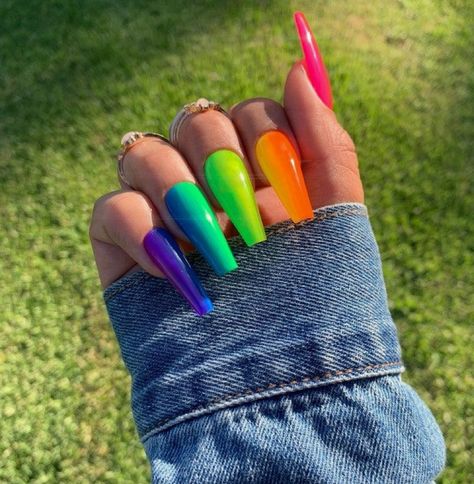 Coffin Ballerina Nails, Colourful Acrylic Nails, Nails 23, Rave Nails, Galaxy Nail, Press On Nails Coffin, Neon Acrylic Nails, Gold Acrylic Nails, Nails Luxury