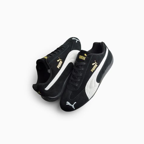 … PUMA SPEEDCAT OG @puma | @pumajapan id：398846-01 color：PUMA Black-PUMA White id：398846-02 color：For All Time Red-PUMA White #puma #speedcat #pumaspeedcat … #limited #limitededition #limitededt #onlineshop #onlinestore #onlineshopping #shoes #shoestore #shoestagram #sneakers #sneakershop #SneakerStore #harajuku #tokyo Puma Speedcat Black, White Pumas, Puma Speedcat, Harajuku Tokyo, Gangsta Style, Nike Shoes Outfits, White Puma, Black And White Sneakers, Puma White