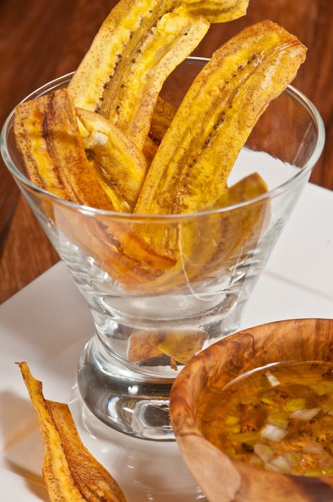 Plantain Chips, Cuban Classic Mariquitas Cuban Tostones, Cuban Appetizers, Plantain Chips Recipe, Baked Plantain Chips, Holidays 2023, Importance Of Food, Latin American Food, Cuban Food, Plantain Chips