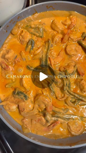 Jessica Sanchez on Instagram: "Camarones en crema chipotle 😋 • • • #camarones#camaronesencremachipotle#shrimp#recipes#easyrecipes#dinnerideas#ideasparacocinar#lonche#food#parati#fyp#fypシ" Shrimp In Chipotle Cream Sauce, Shrimp Chipotle Bowl, Creamy Chipotle Shrimp, Chipotle Shrimp Recipes, Chipotle Lime Shrimp, Poblano Recipes, Mexican Shrimp Recipes, Chipotle Shrimp, Chipotle Bowl