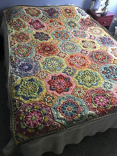 Crochet Bedding, Mandala Colour, Square Mandala, Persian Tiles, Crochet Blanket Edging, Yarn Creations, Granny Square Crochet Patterns Free, Crochet Bedspread Pattern, Crochet Cat Pattern