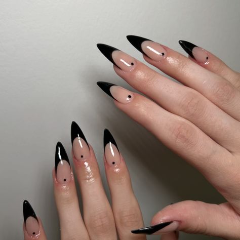 Black french with dots ☕️ Sharp Nails French Tip, Nail Inspo With Black, All Black Almond Nails, Witchy French Tip Nails, Goth French Tip, Black French Halloween Nails, Almond Black Nails Design, Black French Stiletto Nails, Goth French Tip Nails