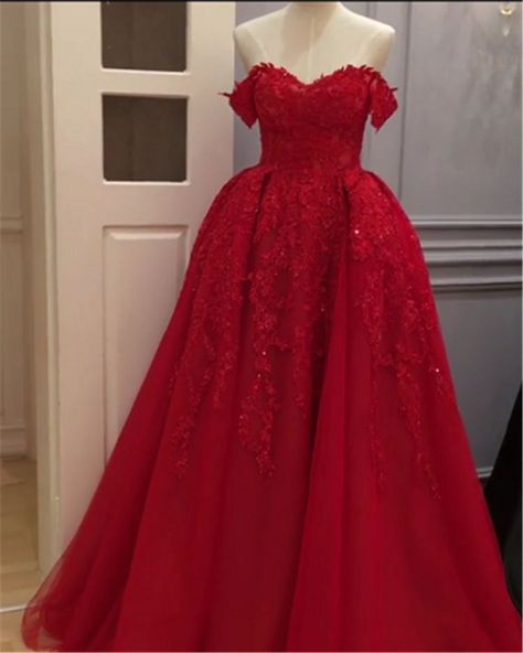 Puffy Red Prom Dress, 18th Birthday Dress, Simple Red Dress, Engagement Dress For Bride, Debut Dresses, Poofy Dress, Beautiful Ball Gowns, Beautiful Ball, Evening Dress Long