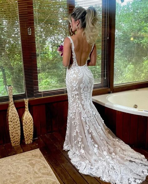 Wedding Dresses Deep V Neck Open Backs, Tighter Wedding Dress, Wedding Dresses For Muscular Women, Fitted Open Back Wedding Dress, Form Fitting Wedding Dress Open Back, Wedding Dresses Open Back Fitted, Wedding Hair Backless Dress, Tattoos In Wedding Dress, Tight Wedding Dress Open Backs