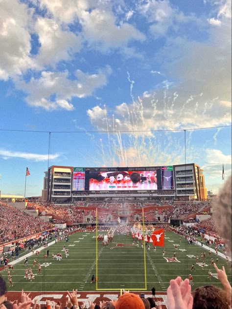 University Of Texas At Austin Dorm, University Texas Austin, University Sports Aesthetic, Texas College Aesthetic, University Of Austin Texas, Ut At Austin, University Of Texas Aesthetic, University Of Texas At Austin Aesthetic, University Of Arizona Aesthetic