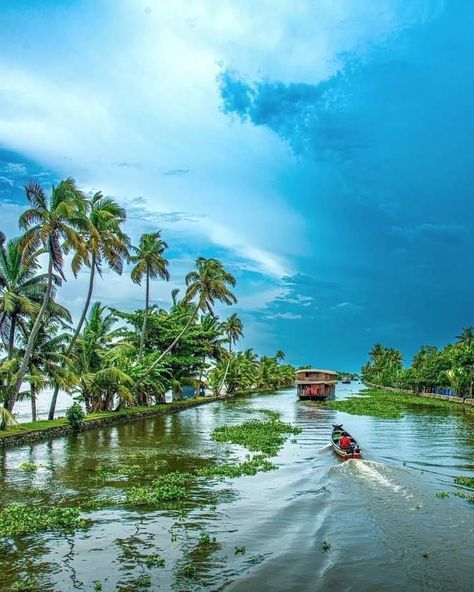 The beauty of India Nature Photography Wallpaper, Kerala Nature, Kerala Backwaters, India India, Boat Race, Photography Wallpaper, Art And Architecture, Kerala, Beautiful Nature