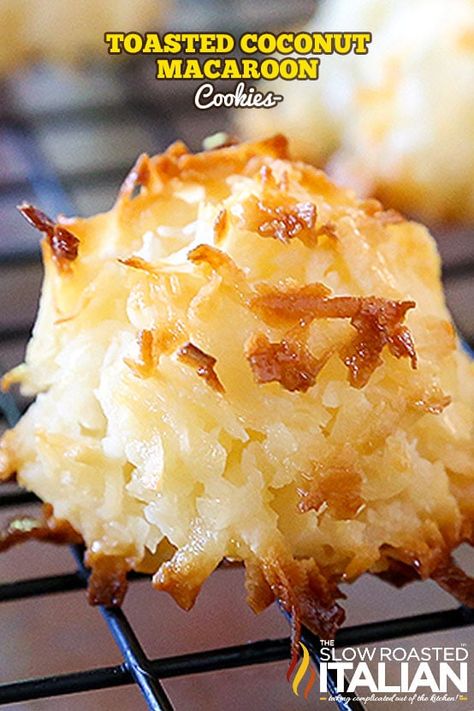 Macaroons Easy, Macaroon Cookies Recipe, Easy Macaroons Recipe, Coconut Macaroon Cookies, Sweetened Condensed Milk Recipes, Slow Roasted Italian, Coconut Macaroon, Coconut Macaroons Recipe, Macarons Macaroons