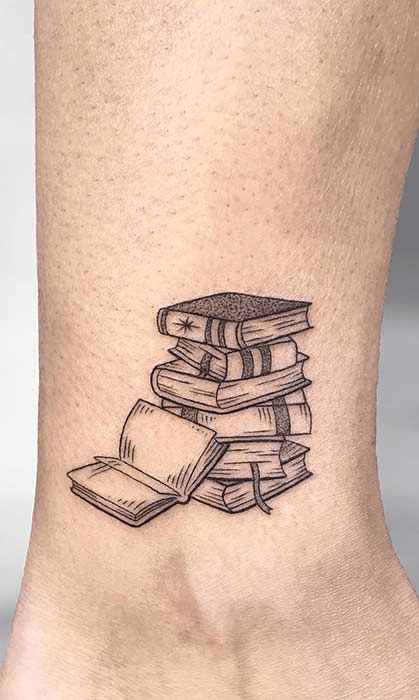 210 Book Tattoo Designs For Literature Lovers (2023) - TattoosBoyGirl Awesome Tattoo Ideas, Book Lover Tattoo, Tattoos Masculinas, Bookish Tattoos, Literary Tattoos, Shape Tattoo, Awesome Tattoo, Muster Tattoos, Meaningful Tattoos For Women