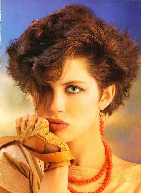 1985 Short 80s Hairstyles, Short 80s Hair, 80s Womens Hair, 80s Hair Short, 70s Short Hairstyles, 80s Moodboard, 80s Hairstyles Men, 80s Short Hair, 80s Haircuts