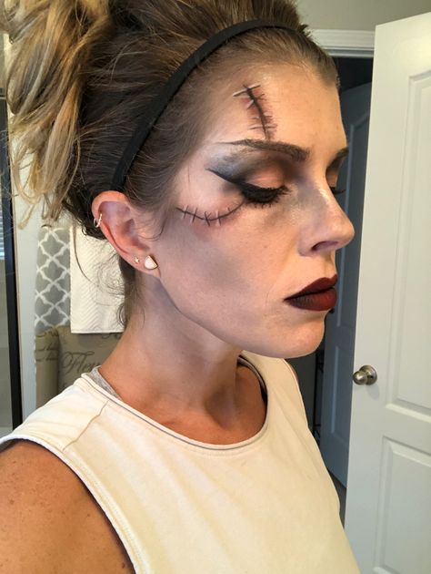 Easy Zombie Bride Makeup, Light Zombie Makeup, Zombie Stitches Makeup, Zombie Prom Makeup, Zombie Simple Makeup, Zombie Cheerleader Face Paint, Victim Halloween Makeup, Easy Mummy Makeup, Womens Zombie Makeup