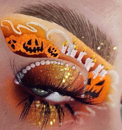 Fly Makeup, Makeup Extreme, Aesthetics Makeup, Eyeshadow Designs, Rainbow Eyeshadow, Fun Makeup, Halloween Eye Makeup, Makeup Eyeshadow Palette, Halloween Makeup Inspiration