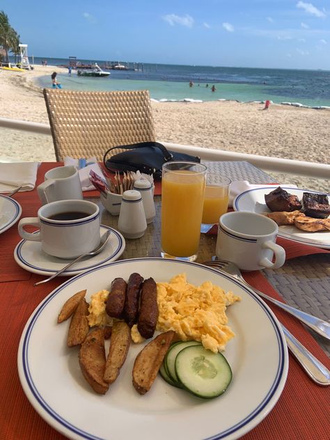 #breakfast #cancun #summer #summervibes #2022 #ocean Cancun Restaurants, Cancun Food, Ocean Food, Ocean House, Cake Boss, Recipes From Heaven, Best Breakfast, Amazing Food, Cancun