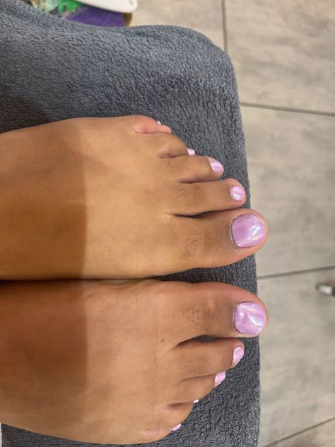 Pink chrome shellac nails #nails #chrome #pinkchrome Pink Chrome Pedicure, Pink Chrome Toe Nails, Chrome Toenails, Chrome Toes, Baby Pink Chrome, Shellac Toes, Beach Pedicure, Pink Chrome Nails, Nails Chrome