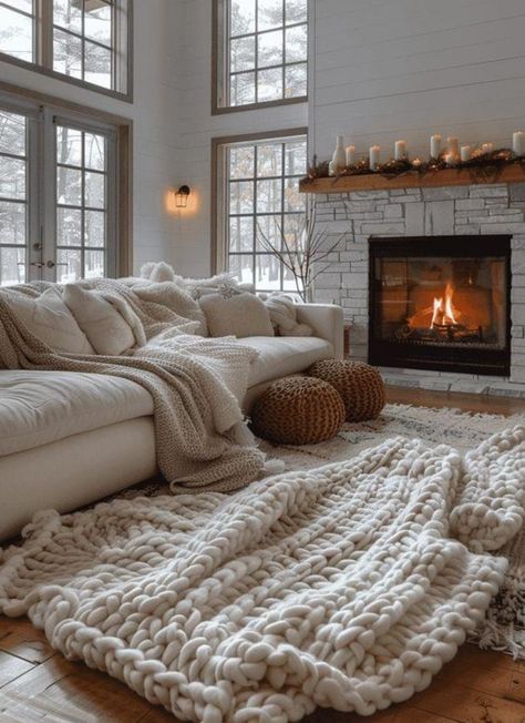 Candle Living Room Decor, Living Room Soft Lighting Ideas, Warm Cozy Living Room, Cozy Living Room Decor Ideas, Cozy Living Room Warm, Cozy Decor Ideas, Winter Moodboard, Cozy Living Room Decor, Living Room Candles