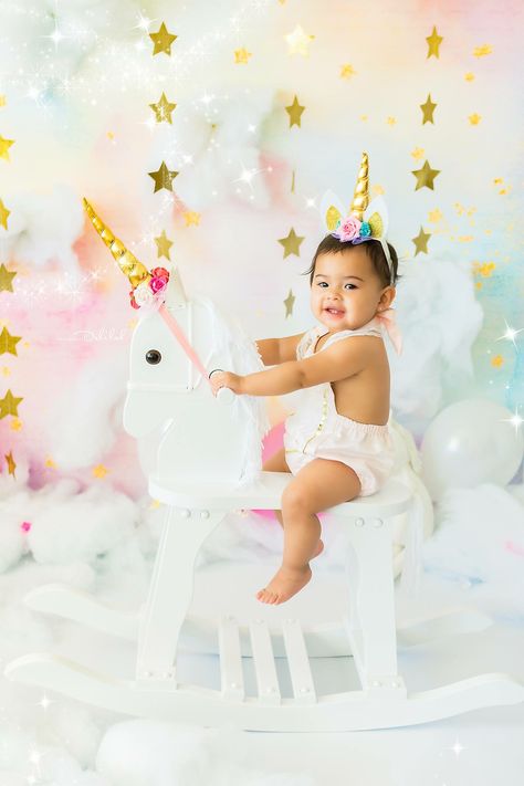 Unicorn Cake Smash Unicorn Cake Smash, Cake Photoshoot, Smash Cake Girl, Cake Girl, Smash Cake Photoshoot, Unicorn Theme, Cake Smash Photos, Birthday Cake Smash, First Birthday Cakes