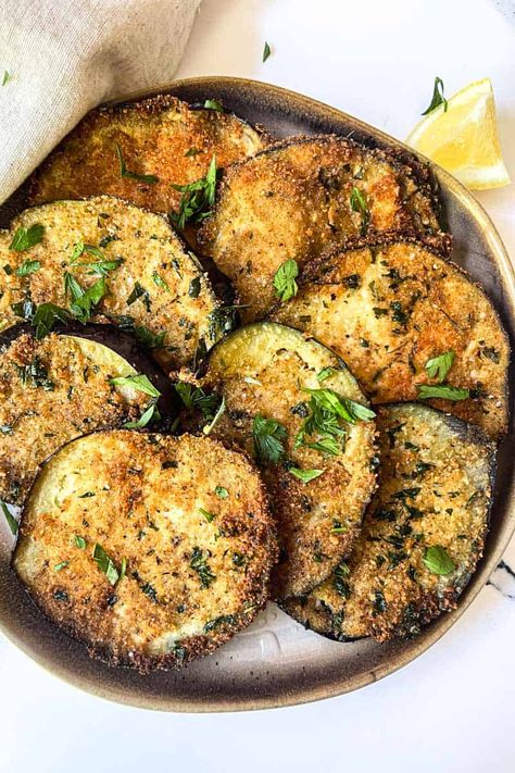 Crispy Fried Eggplant How To Fry Eggplant, Rigatoni Alla Norma, Eggplant Caponata, Fried Eggplant, Eggplant Dishes, Seasoned Bread Crumbs, Eggplant Parmesan, Eggplant Recipes, Roasted Red Peppers