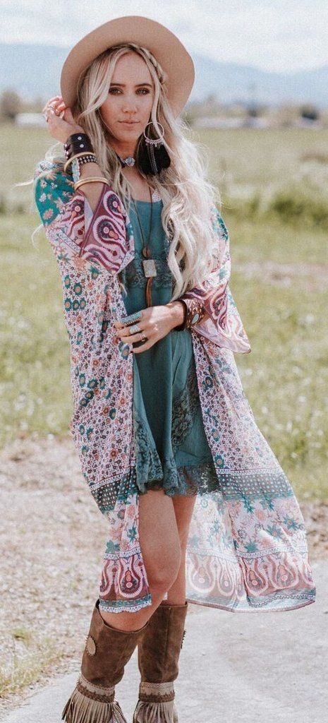 Lace Layering Top, Looks Hippie, Layered Lace Top, Womens Boho Tops, Dress Extender, Boho Soul, Cowgirl Style Outfits, Mesh Cardigan, Printed Kimono