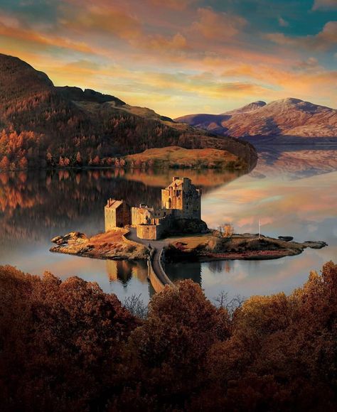 InstaBritain on Instagram: “A beautiful sunrise over Eileen Donan Castle 🏰 . 📸 Captured by @stuartmckay81 . Tag us to be featured 🇬🇧” Bodiam Castle, British Castles, Eilean Donan Castle, Scotland Landscape, Castle Scotland, Eilean Donan, Castles In Scotland, Scotland Castles, Scotland Highlands