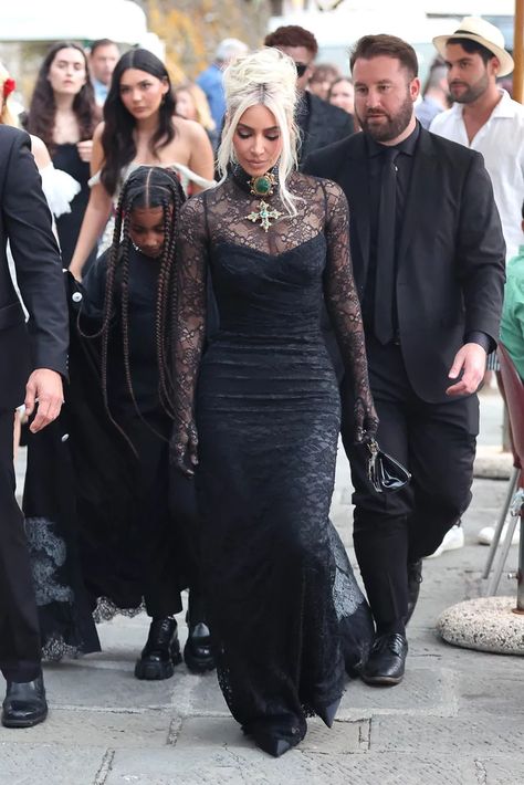 Kardashian Outfits at Kourtney and Travis Barker Wedding | POPSUGAR Fashion Kardashian Wedding, Estilo Kim Kardashian, Kim Kardashian Outfits, Kardashian Outfit, Kardashian Photos, Travis Barker, Looks Black, Black Lace Dress, Kardashian Jenner