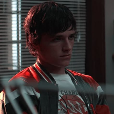 Detention Josh Hutcherson, Clapton Davis, Josh Hutcherson Pfp, Райан Гослинг, Sam Claflin, Peeta Mellark, Josh Hutcherson, Pookie Wookie, Fictional Crushes