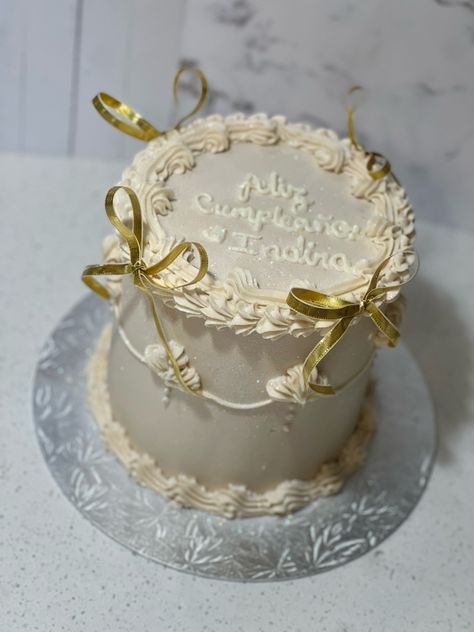 Tall cake Beige Cake, Coquette Cake, Tall Cake, Ribbon Cake, Bow Cakes, Tall Cakes, Gold Cake, 20th Birthday, Gold Ribbons