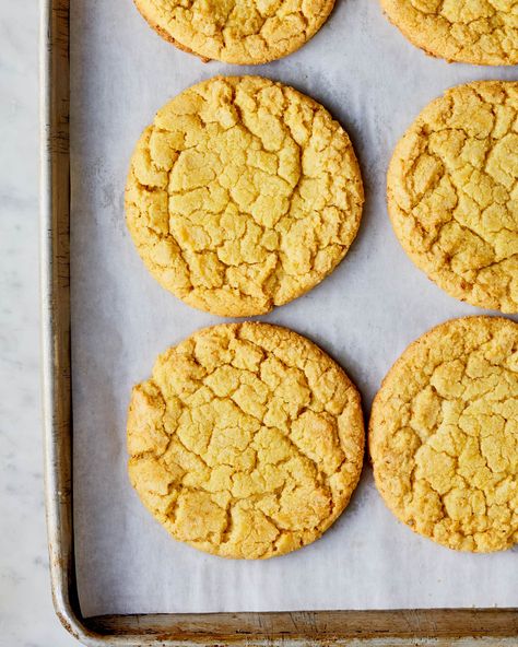 Sweet Corn Cookies, Corn Cookies Recipe, Corn And Cinnamon Butter Cookies, Cornflour Cookies, Corn Cookies, Crumbl Cornbread Cookie, Masa Cookies, Milk Bar Cornflake Cookies, Corn Meal Cookies