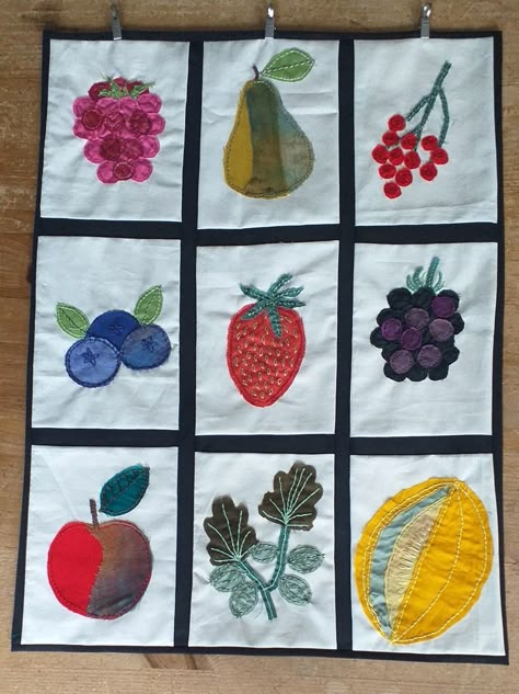 Sewing Fruits And Vegetables, Embroidered Fruit And Vegetables, Fruit Embroidery Patterns Vintage, Food Fabric Quilts, Fruit And Vegetable Quilts, Sewing Shed, Applique Art, Diy Sewing Gifts, Textiles Projects