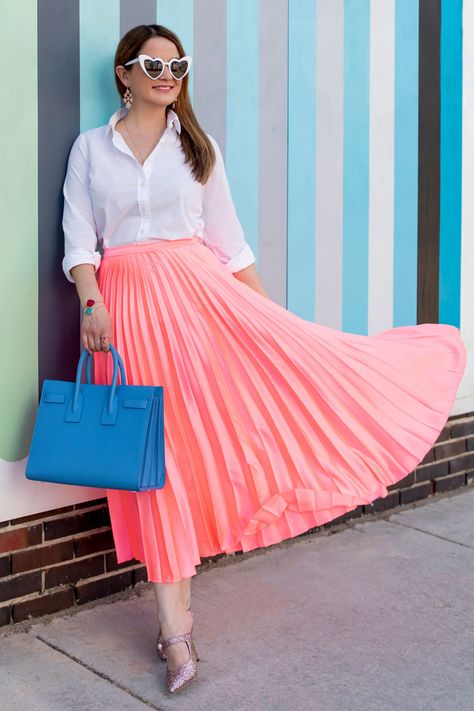 Coral Pleated Skirt at a Colorful Chicago Mural - Style Charade Celine Dress, Colour Aesthetic, Coral Skirt, Lake Style, White Button Down Shirt, Pleated Skirts, Skirts And Dresses, Outfits Casuales, Linen Dress