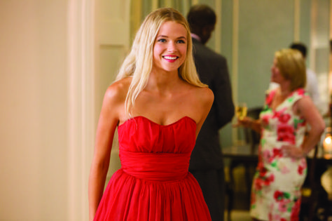 endless love red dress I have to have this dress!!! Endless Love Movie, Endless Love 2014, Gabriella Wilde, Strapless Party Dress, Prom Dresses 2019, Red Dress Short, Movie Fashion, Dress Makeup, Julia Roberts