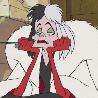 Evil Disney Characters, Evil Disney, Cruella Deville, Disney Characters Videos, Evil Villains, Beauty Art Drawings, Disney Addict, Cute Photography, Disney Aesthetic