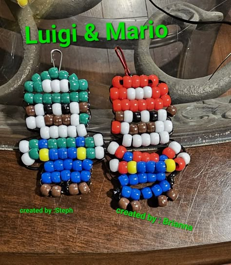 Mario Pony Bead Patterns, Pony Bead Minecraft, Pony Bead Crafts Keychains, Pony Bead Keychain Patterns, Bead Keychain Patterns, Bead Characters, Bead Pets, Pony Bead Animals, Beaded Ideas