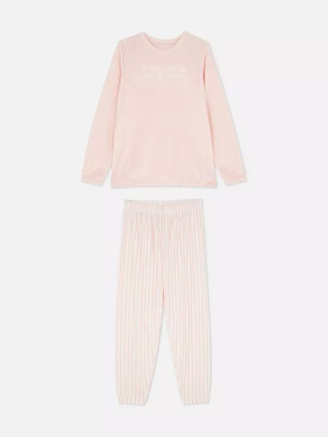 Fluffy Pjs, Fluffy Pyjamas, Skincare Set, Long Sleeve Pyjamas, Trending Now, Cold Weather, Long Sleeve, Pink