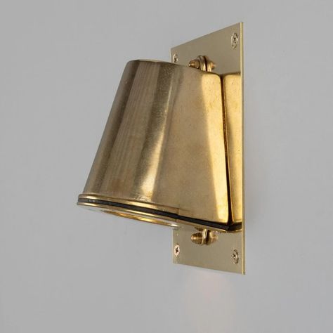 The Expert - Indoor/Outdoor Wade Wall Light With Back Plate - Raw Brass Slow Roads, Kitchen Sconces, Industrial Spotlight, Modern Wall Lighting, House Lighting Outdoor, Laundry Mudroom, Wall Spotlight, Georgian Terrace, Pine Cone Candles