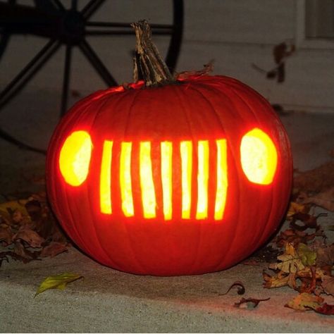 JEEP pumkin carving. MUST DO!!! Pumpkin Carving Ideas Camper, Jeep Pumpkin Carving, Pumpkin Carving Check Engine Light, Monster Truck Pumpkin Carving, Pumkin Carving Country, Carving A Pumpkin, Pumpkin Carver, 90s Fashion Outfits Hip Hop Party, Halloween Jokes