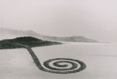 Spiral Jetty, Robert Smithson, Centre Pompidou Paris, Basalt Rock, Utah Lakes, Richard Long, Andy Goldsworthy, Black Basalt, Getty Museum