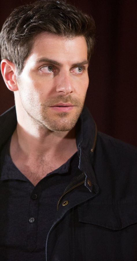 David Giuntoli Grimm Nick, Grimm Cast, Alex King, Man Actor, Grimm Series, Grimm Tv Series, Nick Burkhardt, Grimm Tv Show, David Giuntoli