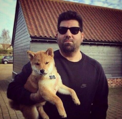 chino moreno Chino Moreno Funny, Deftones Funny, Chino Moreno Pfp, Steal This Album, Chi Cheng, Spiritually Connected, Around The Fur, Pretty Mess, Honey Boo Boo