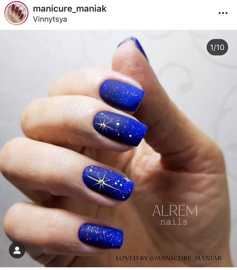 Night Sky Acrylic Nails, Night Sky Nails Design, Ravenclaw Manicure, Starry Nails Acrylic, Start Night Nails, Starry Night Nails Acrylic, Stary Night Nail Designs, Navy Nails Stars, Midnight Era Nails