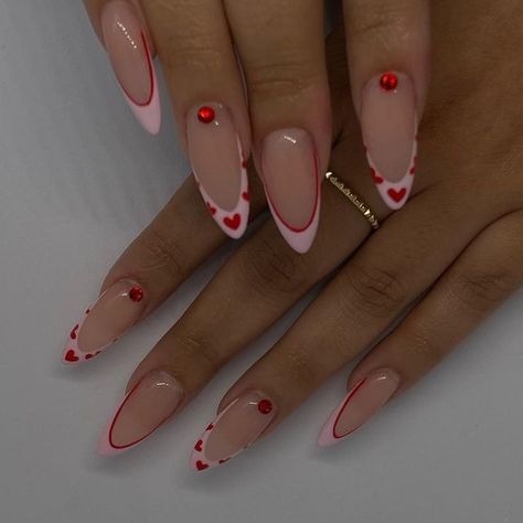 25 really cute Valentine's day nails to celebrate self love! We have minimalist heart nails, simple French tip nails with bows, February nails, red nails & pink nails for every type of nail shape: acrylic nails and short nails included! Vday Nails, Colourful Nails, Unghie Nail Art, Girly Acrylic, Brown Acrylic, February Nails, Simple Acrylic, Nail Designs Valentines, Smink Inspiration