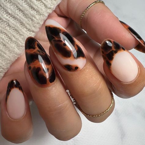 Fall Leaf Nail Art, Nail Colors For Dark Skin, Leaf Nail Art, Fall Leaves Nail Art, Black Almond Nails, Mini Canvases, Nail Base Coat, Dnd Gel Polish, Essie Gel Couture