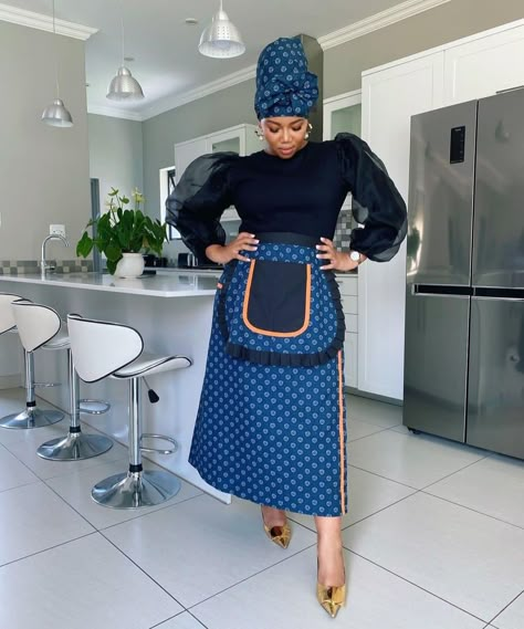 Xhosa Makoti Outfits Shweshwe, Xhosa Makoti Outfits, South African Traditional Attire, Sotho Traditional Attire, Makoti Outfits, Lobola Celebration, Modern Xhosa Attire, Ankara Short Skirt And Blouse, Makoti Attire