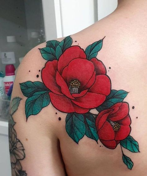 Shoulder Cover Up Tattoos, Red Poppy Tattoo, Rip Tattoos For Mom, Red Flower Tattoos, Poppy Flower Tattoo, Shoulder Sleeve Tattoos, Rose Flower Tattoos, Japanese Flower Tattoo, Beautiful Tattoos For Women