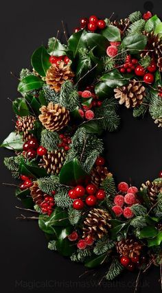 Christmas Advent Wreath, Christmas Door Wreath, Christmas Flower Arrangements, Christmas Door Wreaths, Xmas Wreaths, Christmas Arrangements, Christmas Flowers, Christmas Floral, Christmas Wreaths Diy