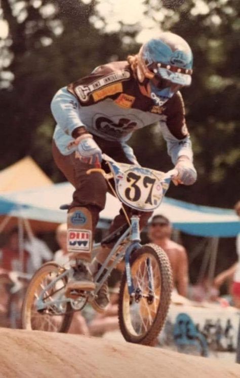 SE RACING old school bmx 70’s & 80’s 🇺🇸 | Facebook Vintage Bmx Bikes, Speedway Racing, Bmx Parts, Bmx Racing, Bmx Freestyle, Kustom Kulture, Bmx Bikes, Mtb Bike, 4 Life