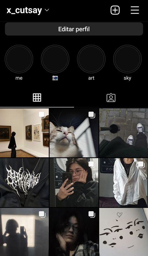 Dark Instagram Feed Pictures, Instagram Profile Aesthetic Ideas, Ig Feed Ideas Aesthetic Dark, Grunge Instagram Feed, Goth Instagram Feed, Dark Instagram Feed, Ig Profile Ideas, Instagram Organization, Aesthetic Instagram Accounts