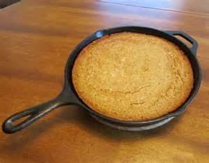 Masa Harina Cornbread with Sour Cream Recipe by CHUCKLES0719 via @SparkPeople Masa Harina Cornbread, Cast Iron Skillet Cornbread, Sour Cream Cornbread, Iron Skillet Cornbread, Sean Brock, Delicious Cornbread, Baking Breads, Skillet Cornbread, Gluten Free Cornbread