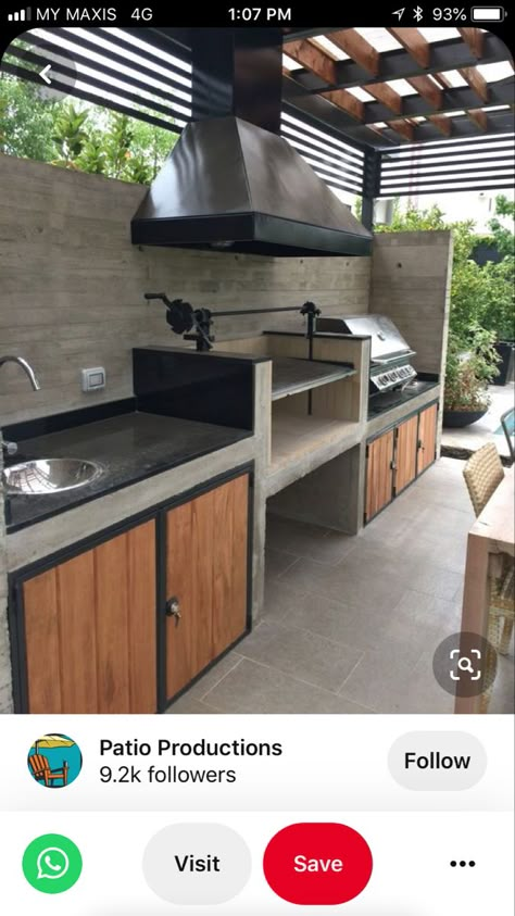 Outside Bbq Kitchen, Garden With Barbecue Area, Pergola With Bbq Area, Small Garden Bbq Area Ideas, Parrilleros Ideas, Small Bbq Area Ideas, Industrial Outdoor Kitchen, Balcony Ideas On A Budget, Small Balcony Ideas Apartment