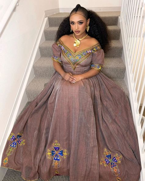 Ethiopian Dresses, Ethiopian Clothing, Habesha Dress, Ethiopian Traditional Dress, Ethiopian Dress, Cloth Shop, Habesha Kemis, New Traditional, August 28